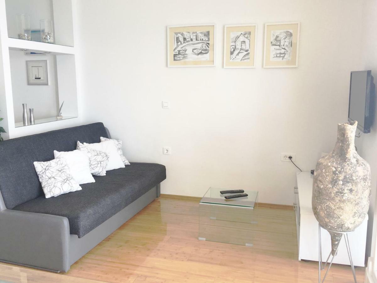 Apartment Sol - 5M From The Sea Drasnice Esterno foto